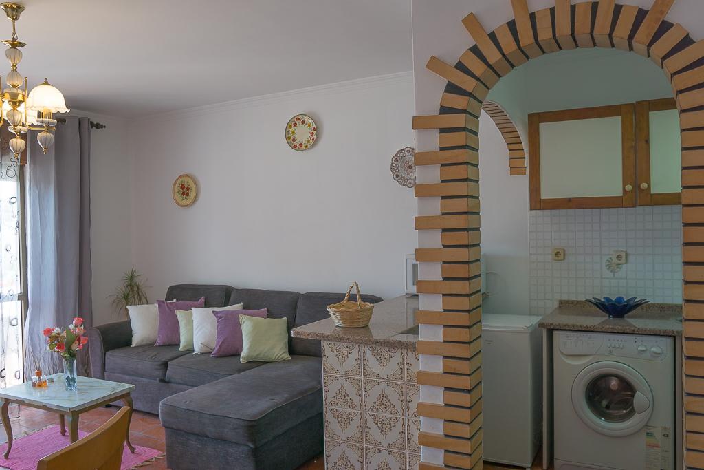Bravo Apartment อัลบูเฟรา ภายนอก รูปภาพ